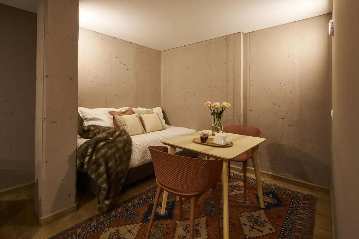 Urban Retreat In Bogota - Design & Comfort